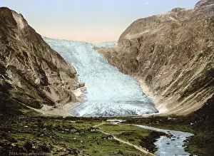 The Boiumsbrae Glacier in the Sognefjord