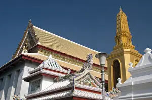 Bowonniwet Vihara Temple is one of the main Buddhist temples in Phra Nakorn