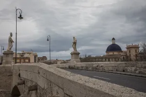Bridge Pont de la Trinitat Valencia Spain