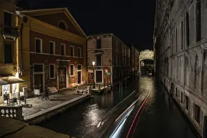 Bridge of Sighs or Ponte dei Sospiri at the Doge's Palace across the Rio di Palazzo
