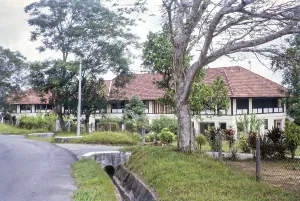 British colonial architecture of residential military buildings