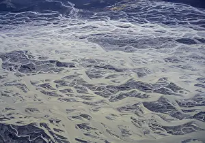 Broadly fanned glacier river Tungnaa