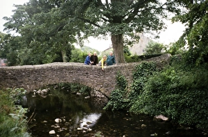 Brokken Bridge, Clapham Beck, Clapham, Yorkshire dales national park, north Yorkshire, England, UK 1977