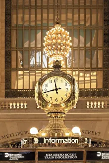 Bronze clock in the concourse of Grand Central Station