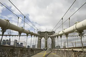 Brooklyn Bridge between Brooklyn and Manhattan