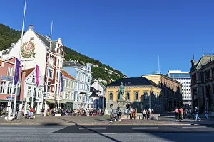 Bryggen, series of Hnaseatic buildings