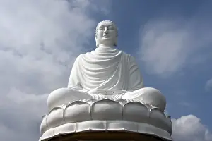 Buddha of Long SUn, Long SUn Pagoda