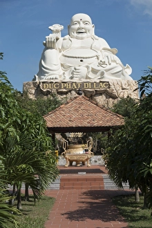 Buddha sculpture, amusement park