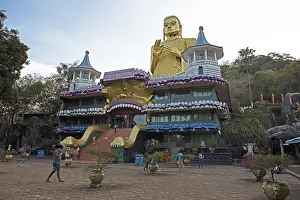 Buddha statue at the entrance to the Dambulla cave temple