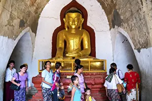 Buddha statue, Thatbyinnyu Pagoda