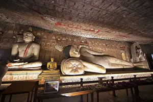 Buddha statues in the Dambulla cave temple