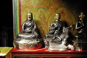 Buddha statues in Mindroling Monastery