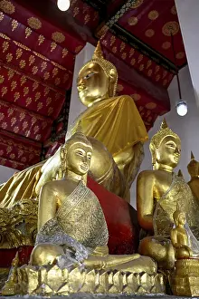 Buddha statues in Wat Arun, Temple of Dawn