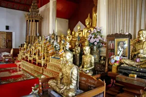 Buddha statues, Wat Phra Sing temple complex