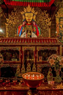 Buddhas in the Kumbum in the monastery of Gyantse
