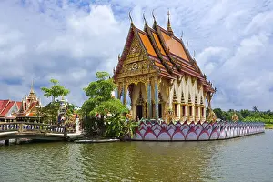 Buddhist pagoda, part of temple complex Wat Plai Laem on Samui island