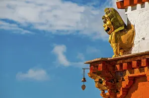 Buddhist roof decorations on the roof of the Tashilhunpo monastery