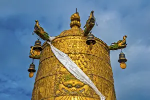 Buddhist symbols on the roof of the Jokhang temple