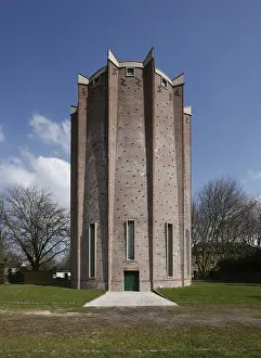 Built in 1925 according to designs by the architect Arnold