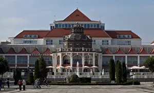 Category Historic EN Prints: Built in 1926, sea front from the east