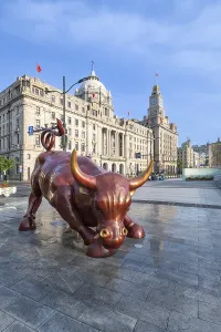 Bund Bull, Charging Bull, artist Arturo Di Modica