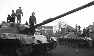 The Bundeswehr weapons show, here in Dortmund-Luettgendortmund in 1966