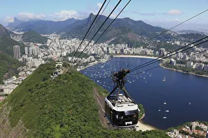 Cable car to Sugar Loaf Mountain