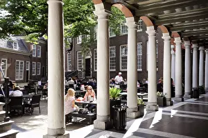 Cafe in the courtyard of the Historical Museum