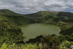 Caldeira, lake, azores