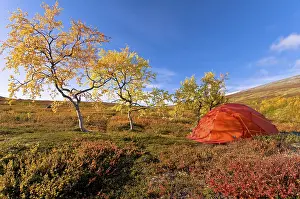 Camping in the Sinnitjohkka and Duolbagorni mountains