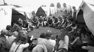 The camps of the DKP-affiliated children's and youth organisations Junge Pioniere and SDAJ at Whitsun 1975 on 17