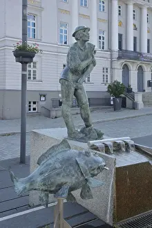 Carp Whistle Fountain with Sculptures and Fish Figures