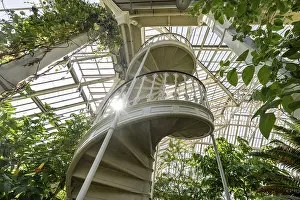 Cast-iron spiral staircase, Temperate House