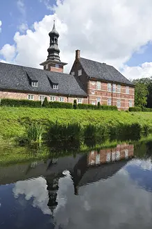 Castle in front of Husum, castle