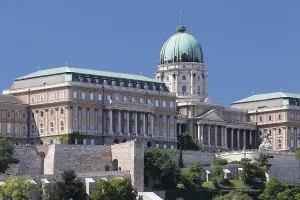 Castle Palace, Castle District