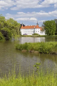 Castle pond and moated castle Furstlich Drehna