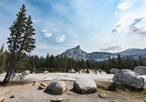 Cathedral Peak, Sierra Nevada, Cathedral Range
