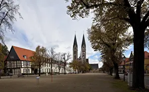 Cathedral Square, West Towers, St. Saint, Saint