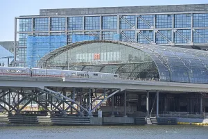 Central Station, Humboldthafen