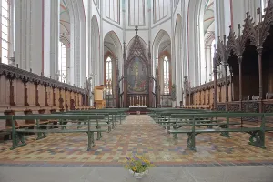 Chancel with paintings and choir stalls