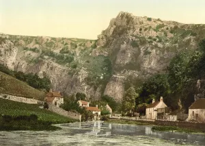 Cheddar Gorge, Cliffs of Cheddar
