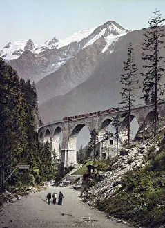 Chemin de Fer Fayet-Chamonix. The viaduct overlooking Montblanc