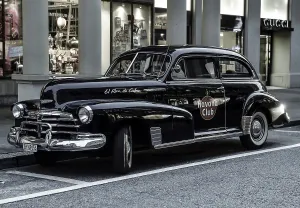 Chevrolet Fleetmaster, parked in a street