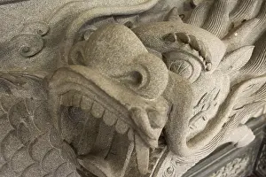 Chinese temple animal statue - dragon
