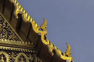 Chofah (Sky Tassel) at Hor Monthien Dharma