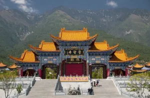 The Chongsheng Monastery is the mother building of the Three Pagodas