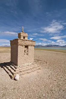 Chorten beside a high mountain lake along the road from Gerze to Tsochen