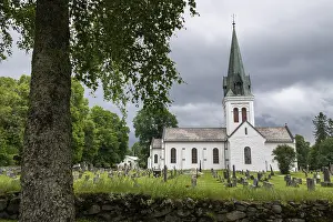 Church with cemetery, pilgrimage route Olavsweg or Olavsleden