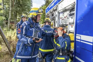 Category Wildlife DE Prints: Civil defence exercise scenario