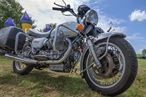 Classic car meeting, Moto Guzzi 1000 California II